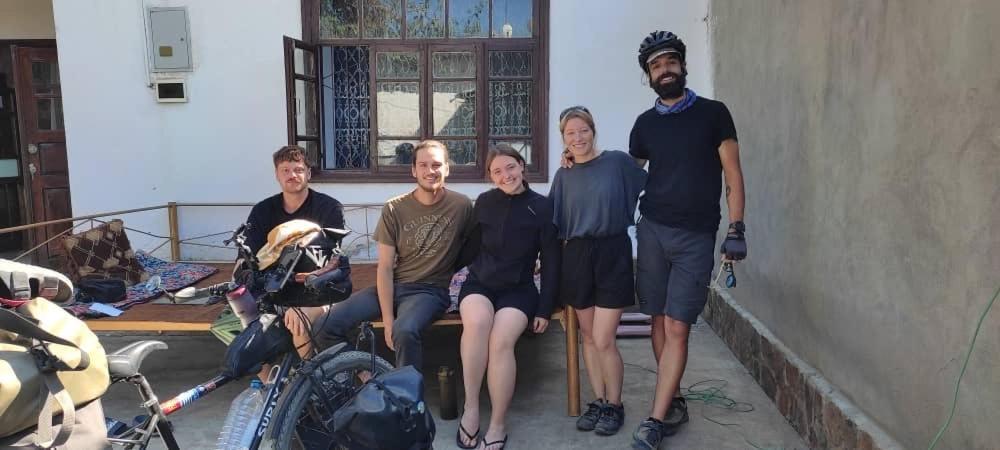 Salom Hostel Panjakent Luaran gambar