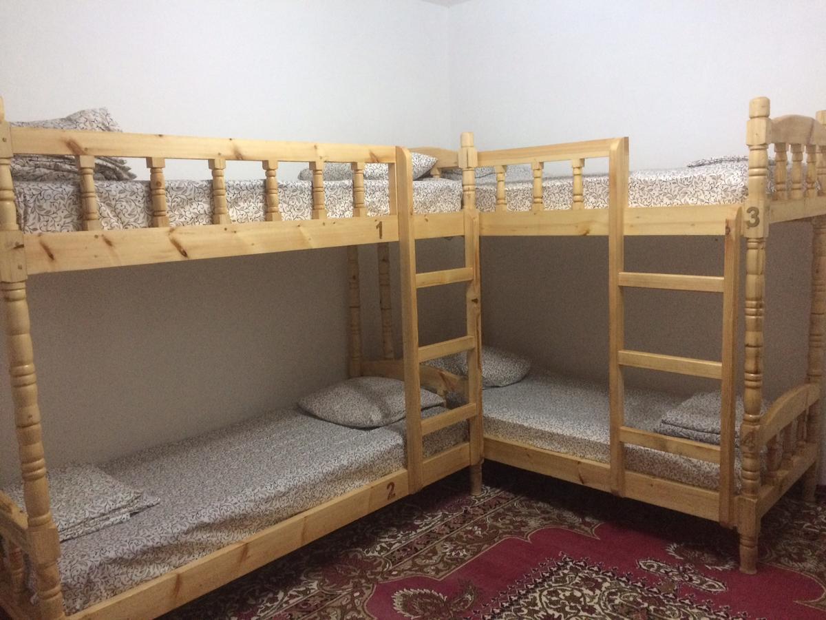 Salom Hostel Panjakent Luaran gambar