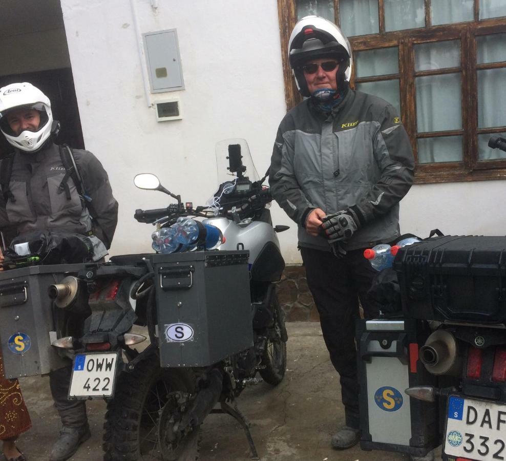 Salom Hostel Panjakent Luaran gambar