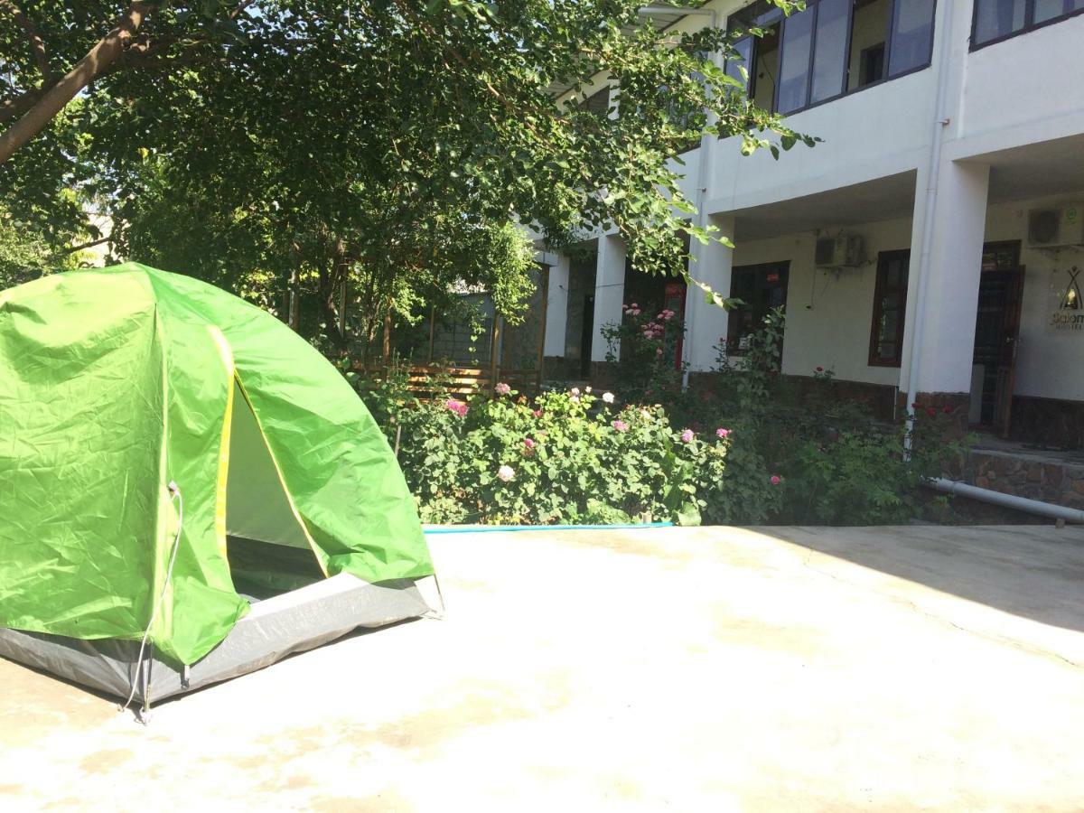 Salom Hostel Panjakent Luaran gambar