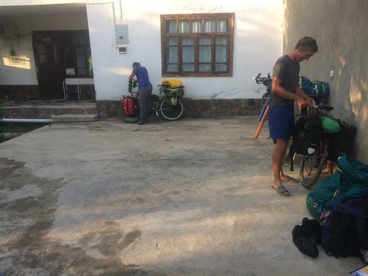 Salom Hostel Panjakent Luaran gambar